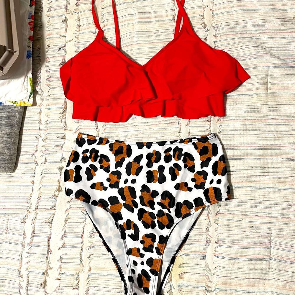 (3 for $18) Red & Animal Print Bikini - M